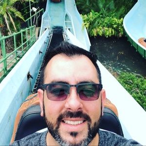 Meet your Posher, Luis